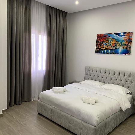 Hotel Restaurant Deso Shijak المظهر الخارجي الصورة