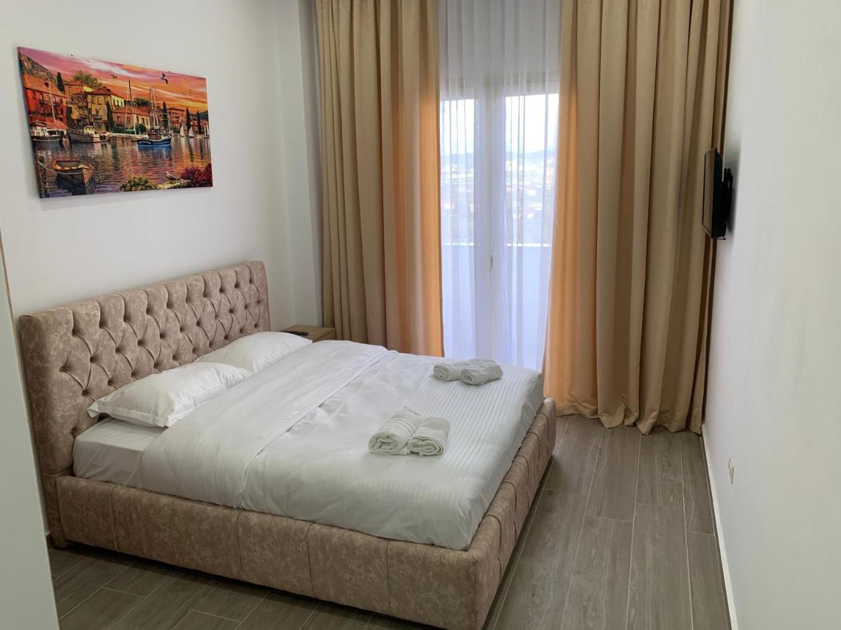 Hotel Restaurant Deso Shijak المظهر الخارجي الصورة