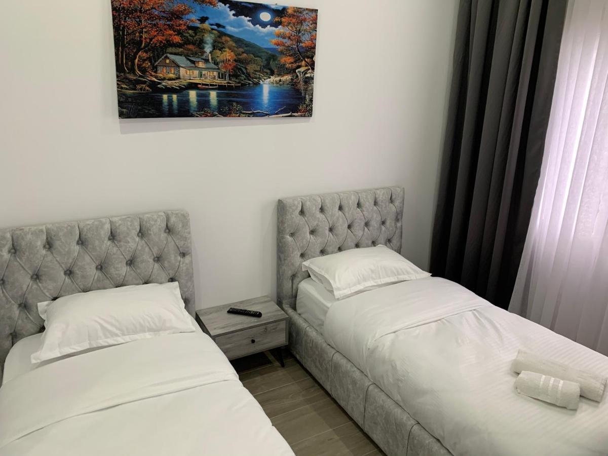 Hotel Restaurant Deso Shijak المظهر الخارجي الصورة