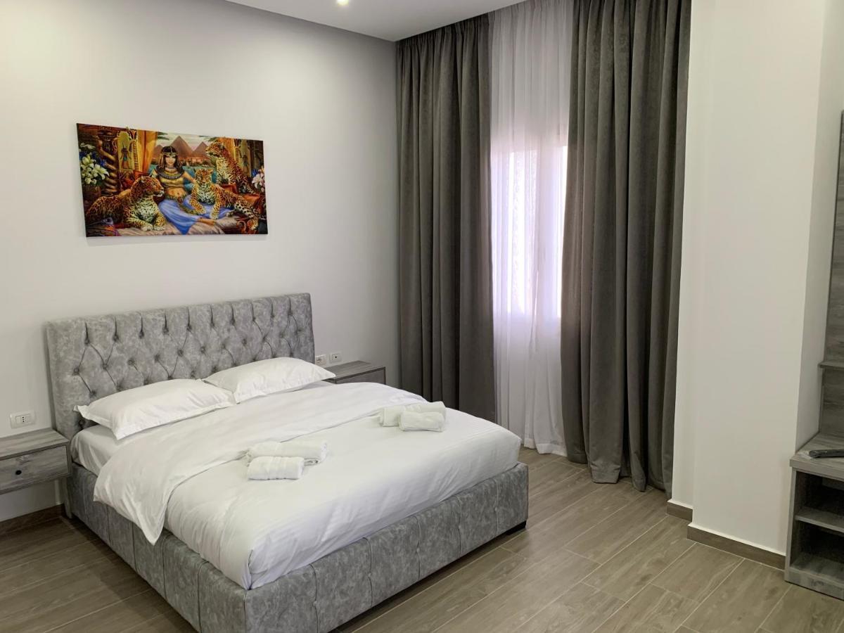 Hotel Restaurant Deso Shijak المظهر الخارجي الصورة